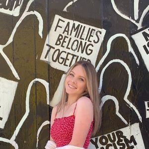 Meet your Posher, Brianna